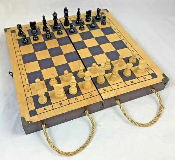 Ensemble d'échecs vintage, planche de voyage pliable en bois, Envoi, Comme neuf, Overig, Jeu de voyage