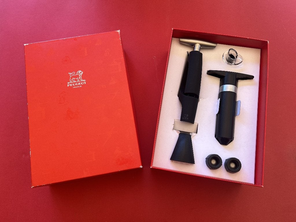 Coffret vin - Peugeot, Collections, Vins, Enlèvement ou Envoi, Comme neuf, Autres types