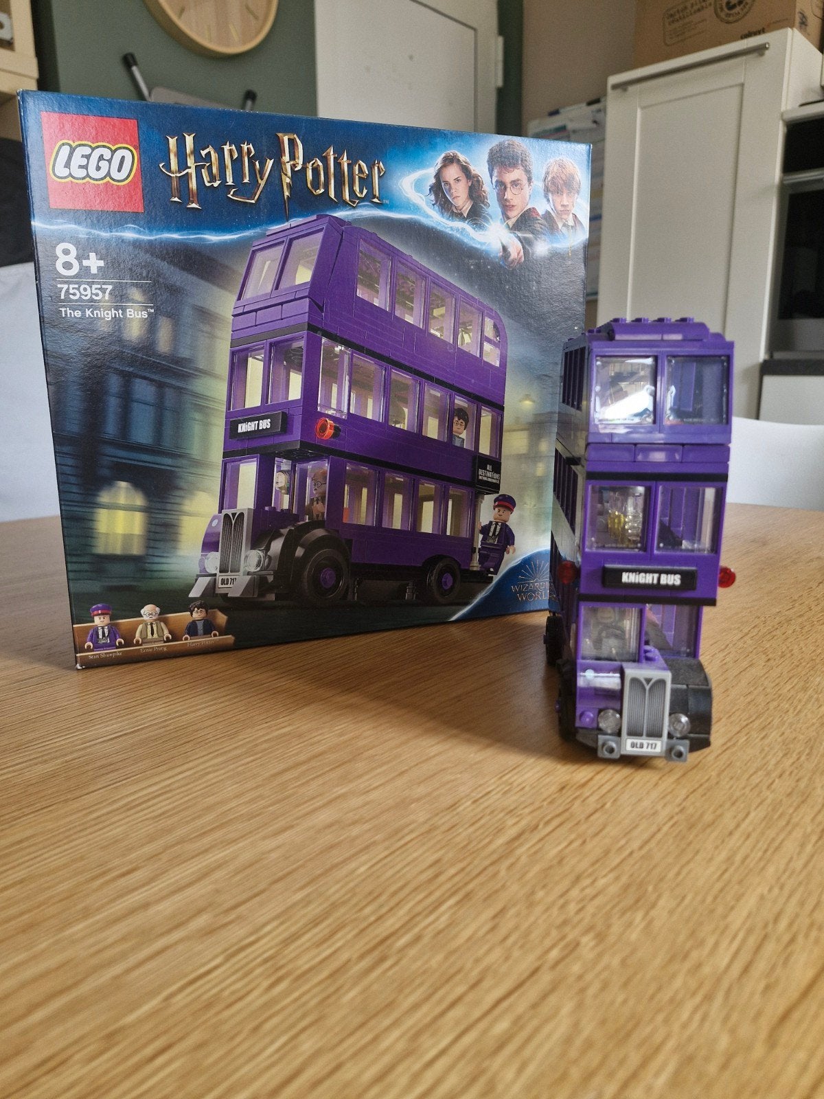 LEGO Harry Potter 75957 De Collectebus (Knight Bus), Ophalen