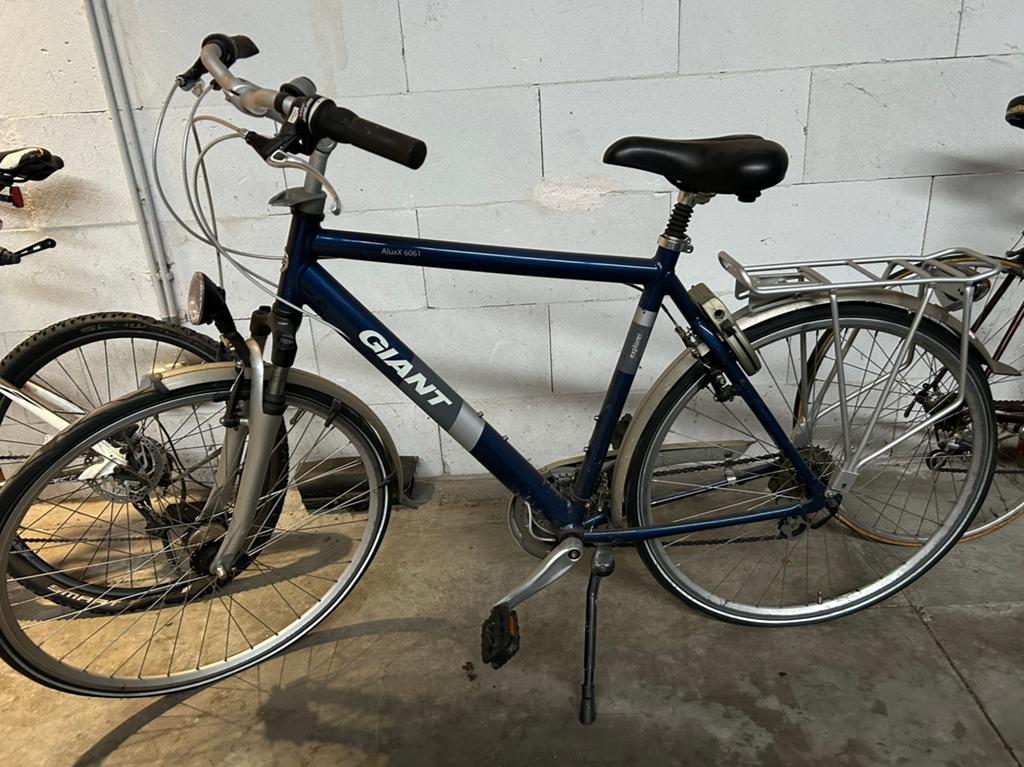 Gaint fiets heren bijna niet gebruikt, Fietsen en Brommers, Ophalen, Zo goed als nieuw, Giant