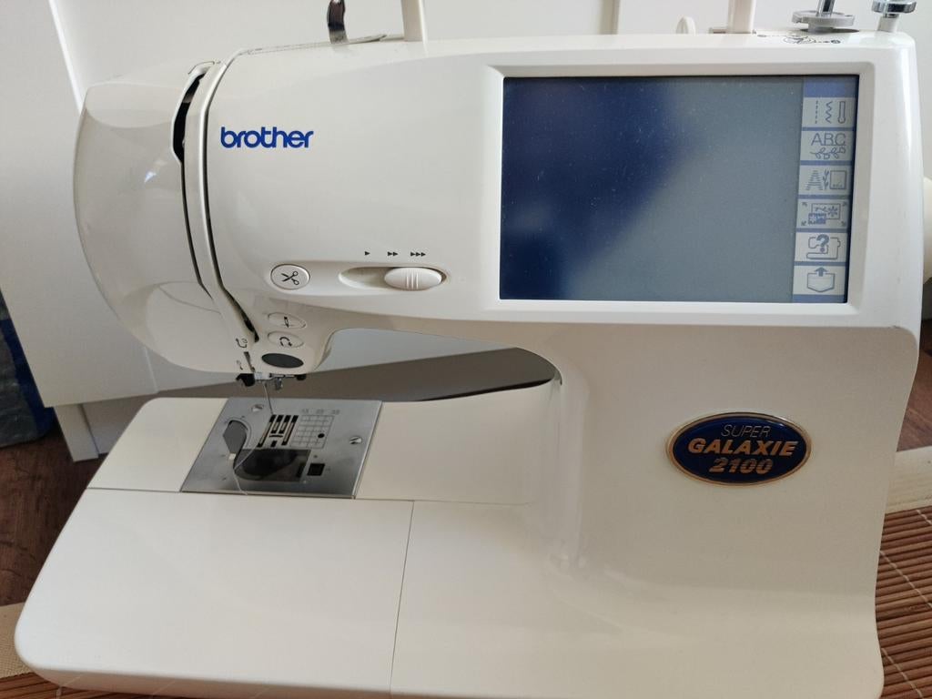 Goed werkend Brother Galaxie 2100 defecte bovendraad, Enlèvement, Brother