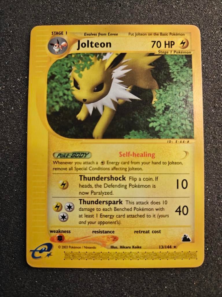 Jolteon skyridge, Hobby en Vrije tijd, Verzamelkaartspellen | Pokémon, Ophalen of Verzenden