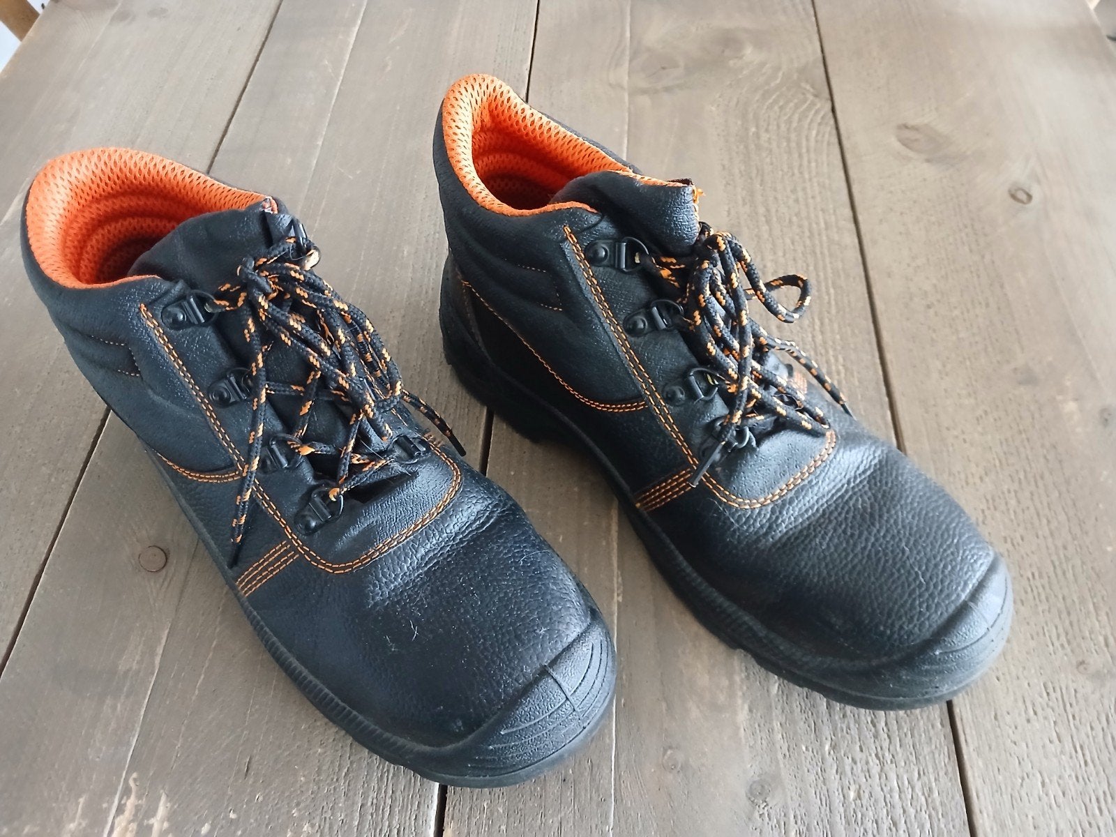 Chaussures de sécurité, Enlèvement