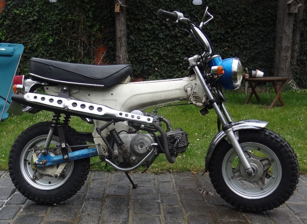 HONDA DAX ST70, Motoren, Motoren | Honda, Particulier, Overig, 11 kW of minder, 1 cilinder, Minimaal motorrijbewijs A1, Handgeschakeld