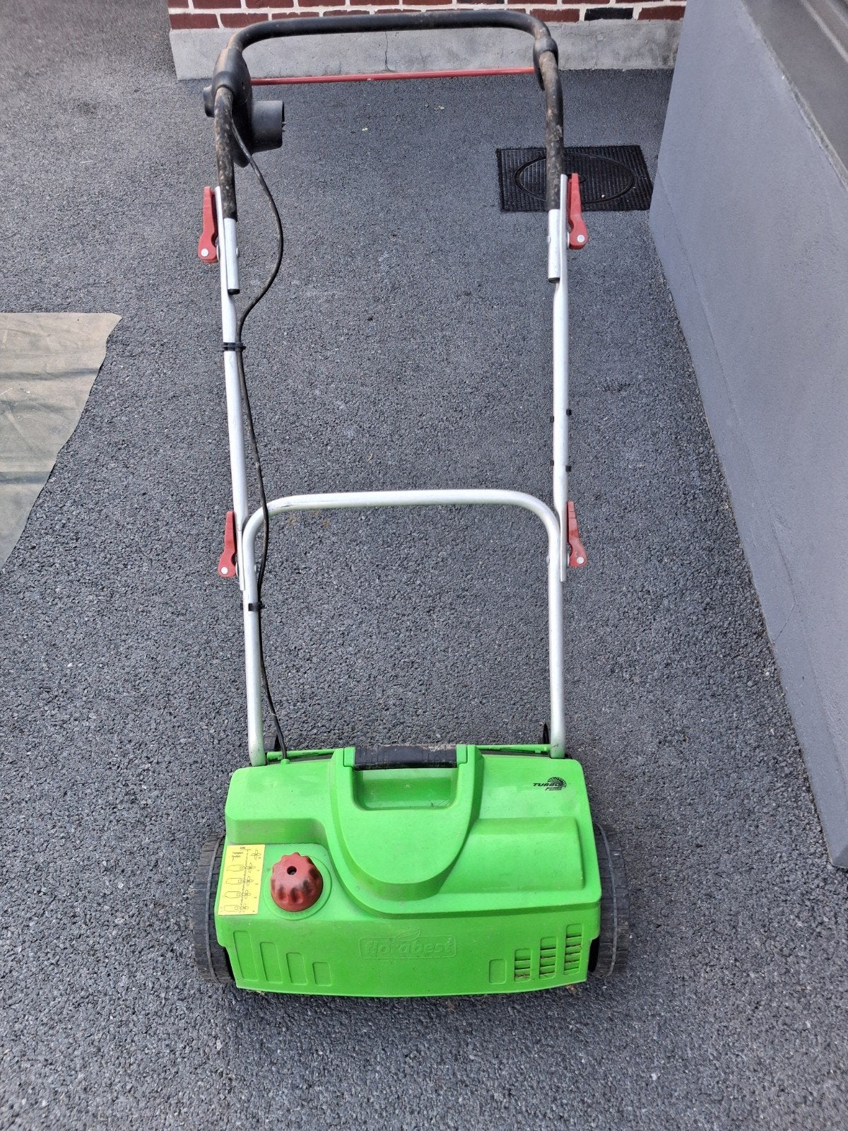 scarificateur électrique 1300w, Enlèvement, Électrique