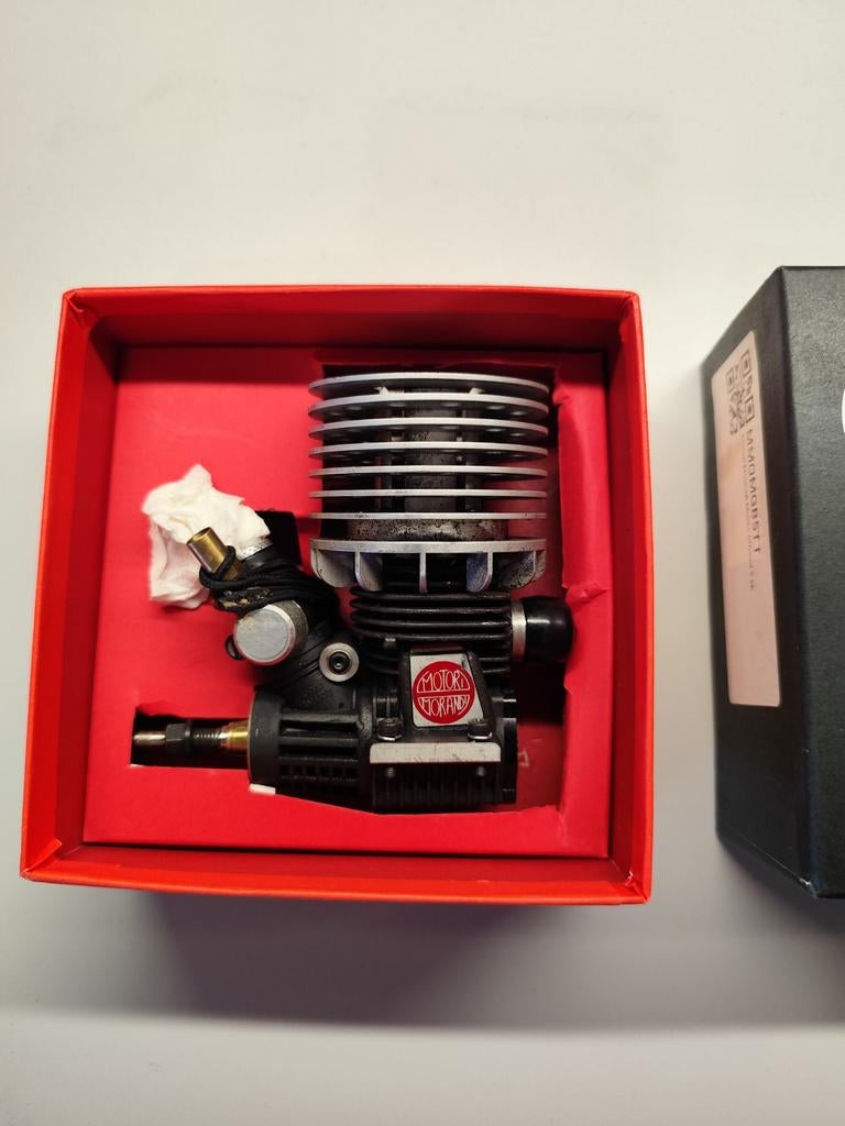 3.5cc 1/8 Nitro motor motori mirandi Amper 2.5liter gelopen., Enlèvement ou Envoi, Nitro