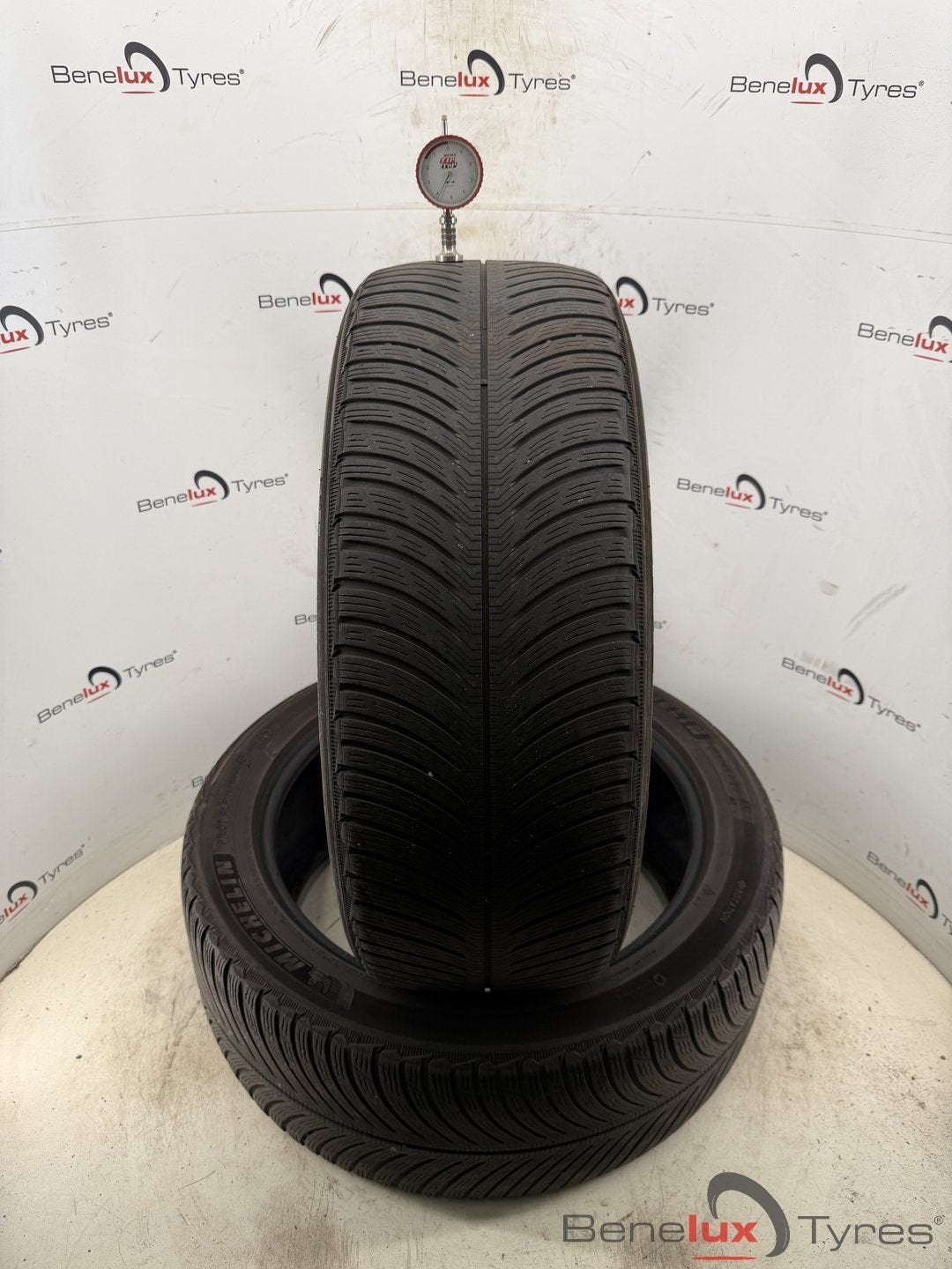 winter 255/45R20 105V Michelin 255/45 R20 255/45/20 2554520, Auto-onderdelen, Ophalen, Gebruikt, 255 mm, -