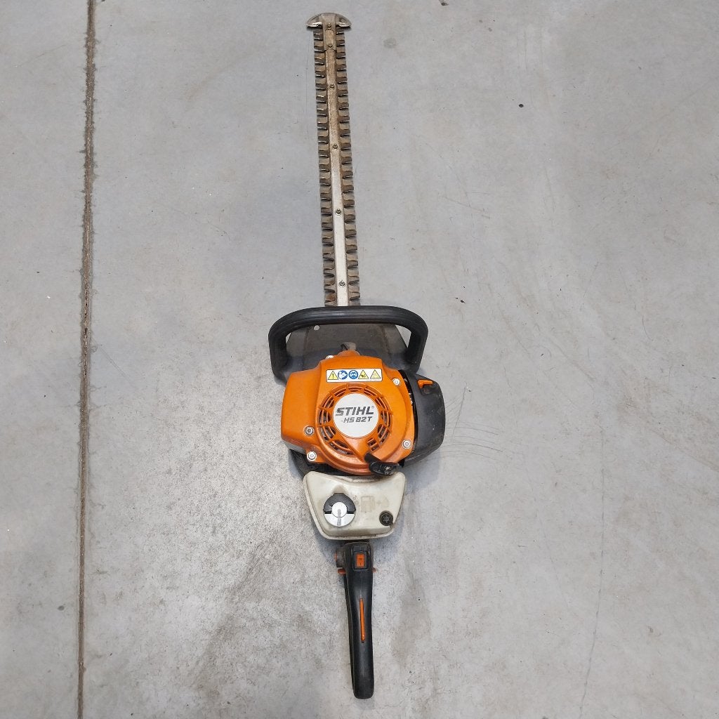 Stihl hs 82 t  /  haagschaar, Ophalen
