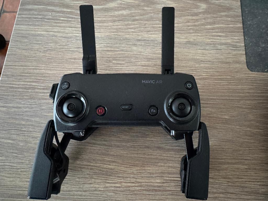 DJI Mavic Air Controller, Drone avec caméra, Enlèvement ou Envoi, Moins de 250 g, Comme neuf