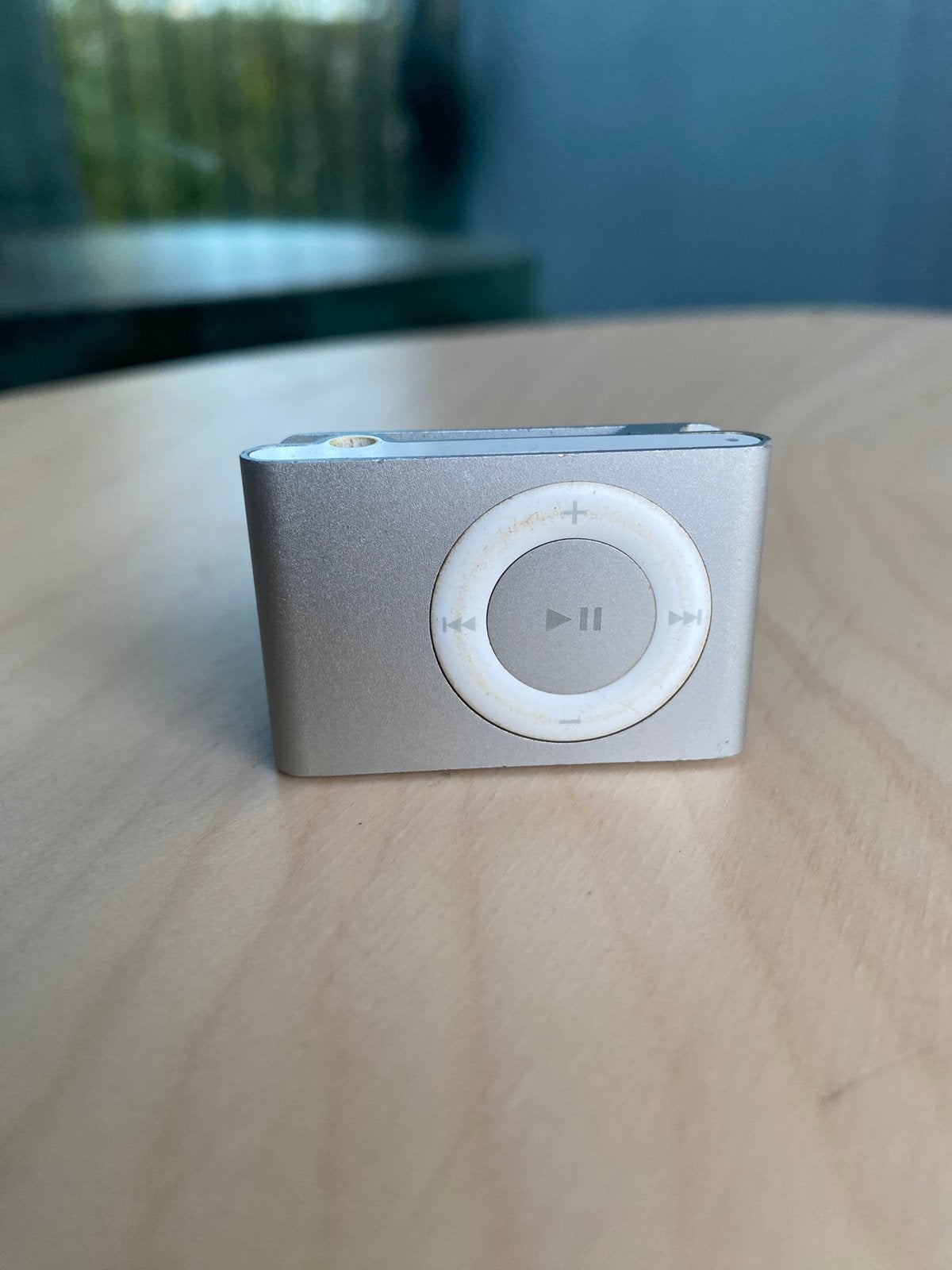 Apple iPod Shuffle 4e Generatie (2GB) Zilver – Model A1373, Ophalen of Verzenden, Gebruikt