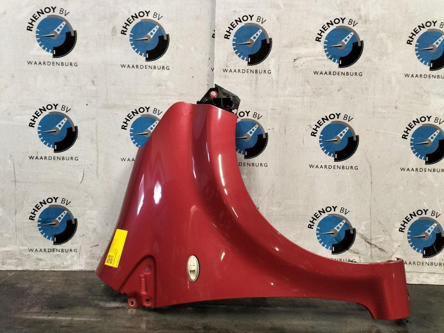 TOYOTA AYGO B1 1.0-12V Aspir. Red  VOORSCHERM R 2010, Enlèvement ou Envoi, Utilisé, Stiba membre