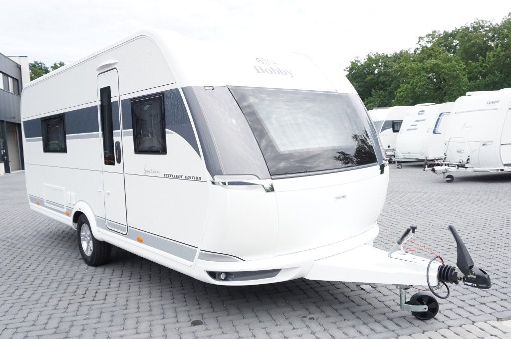 Nouveau Hobby pour 4 pers. CARAVANE DE SALLE DE BAIN, Caravanes & Camping, Entreprise, Hobby, Réfrigérateur, Banquette en rond
