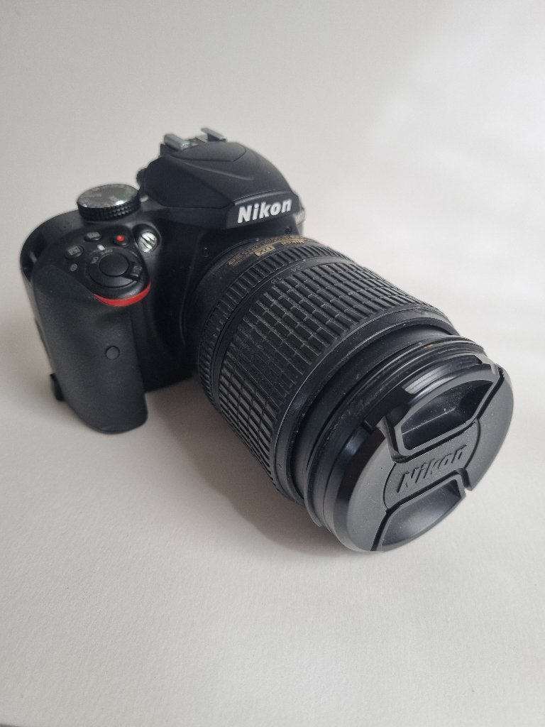 Nikon D3400 18-55 VR Kit. Als Nieuw !, Ophalen of Verzenden, Zo goed als nieuw, Nikon
