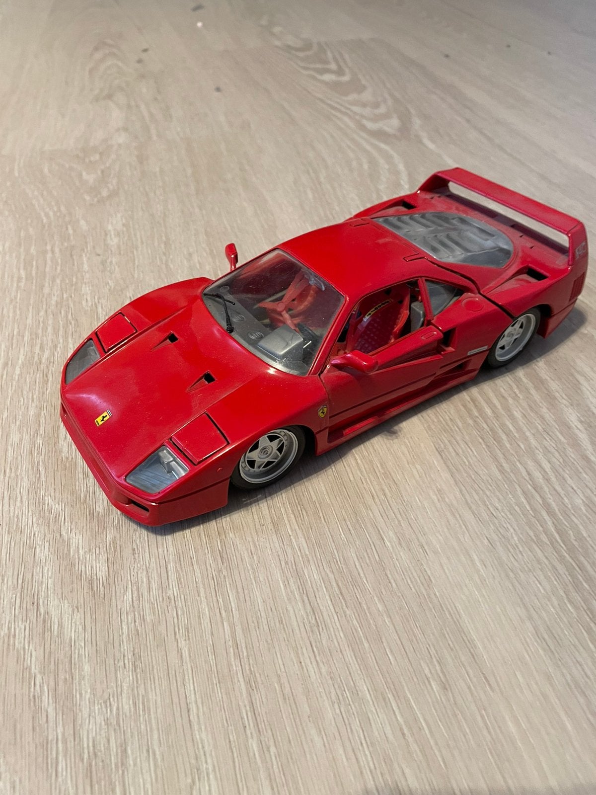Ferrari F40 -  Bburago, Verzamelen, Ophalen of Verzenden