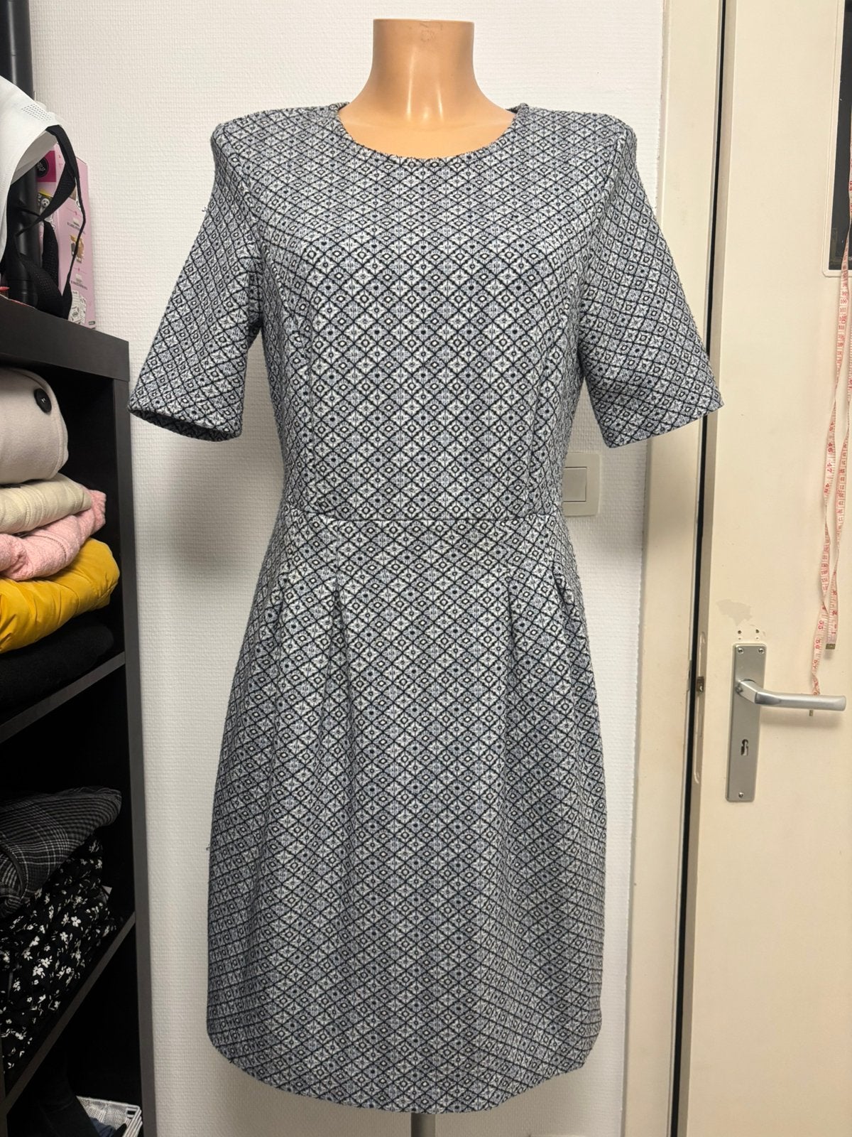 Robe élégante Esprit, Vêtements | Femmes, Enlèvement ou Envoi, Comme neuf, Taille 42/44 (L)