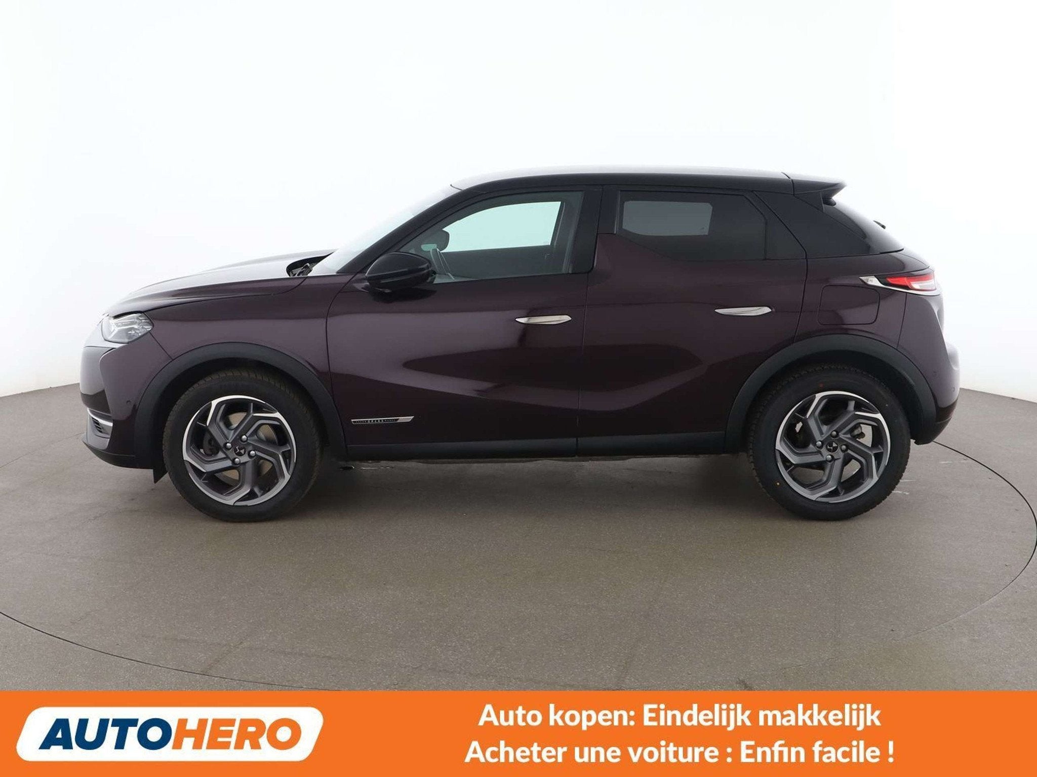 DS Automobiles DS 3 Crossback 1.2 PureTech Grand Chic, Auto's, Gebruikt, Lichtsensor, Leder, 96 kW