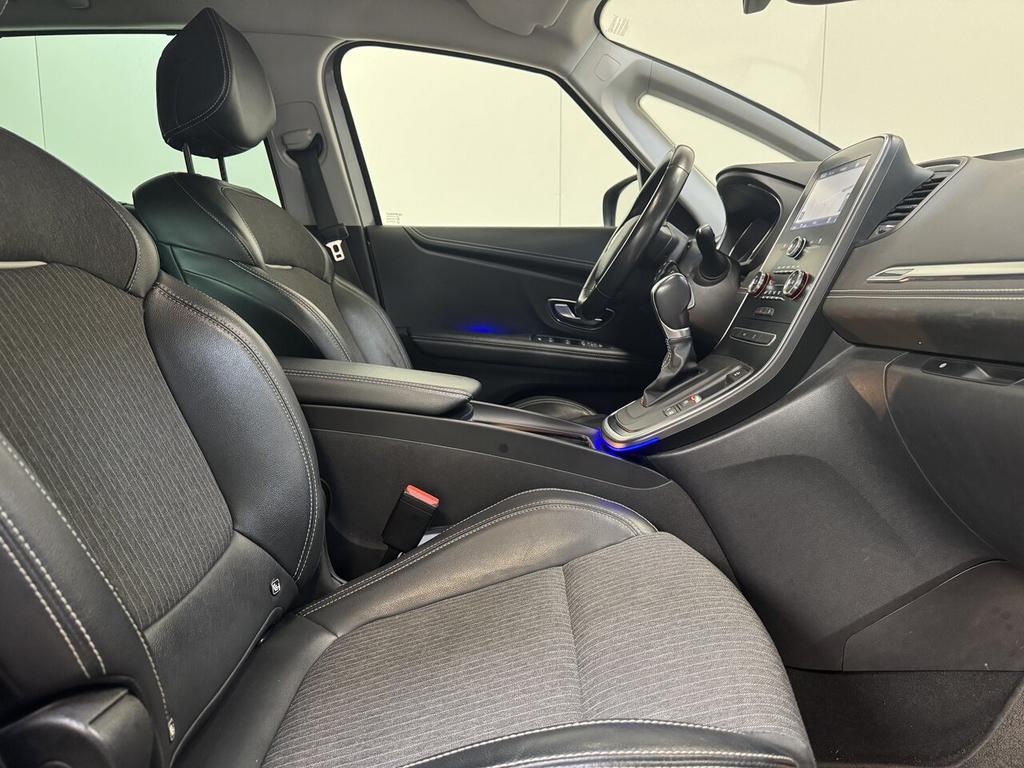 Renault Grand Scenic 1.3 TCe 7 PL  Autom. - Airco - GPS - T, Auto's, Renault, 4 deurs, 4 cilinders, 0 kg, 7 zetels