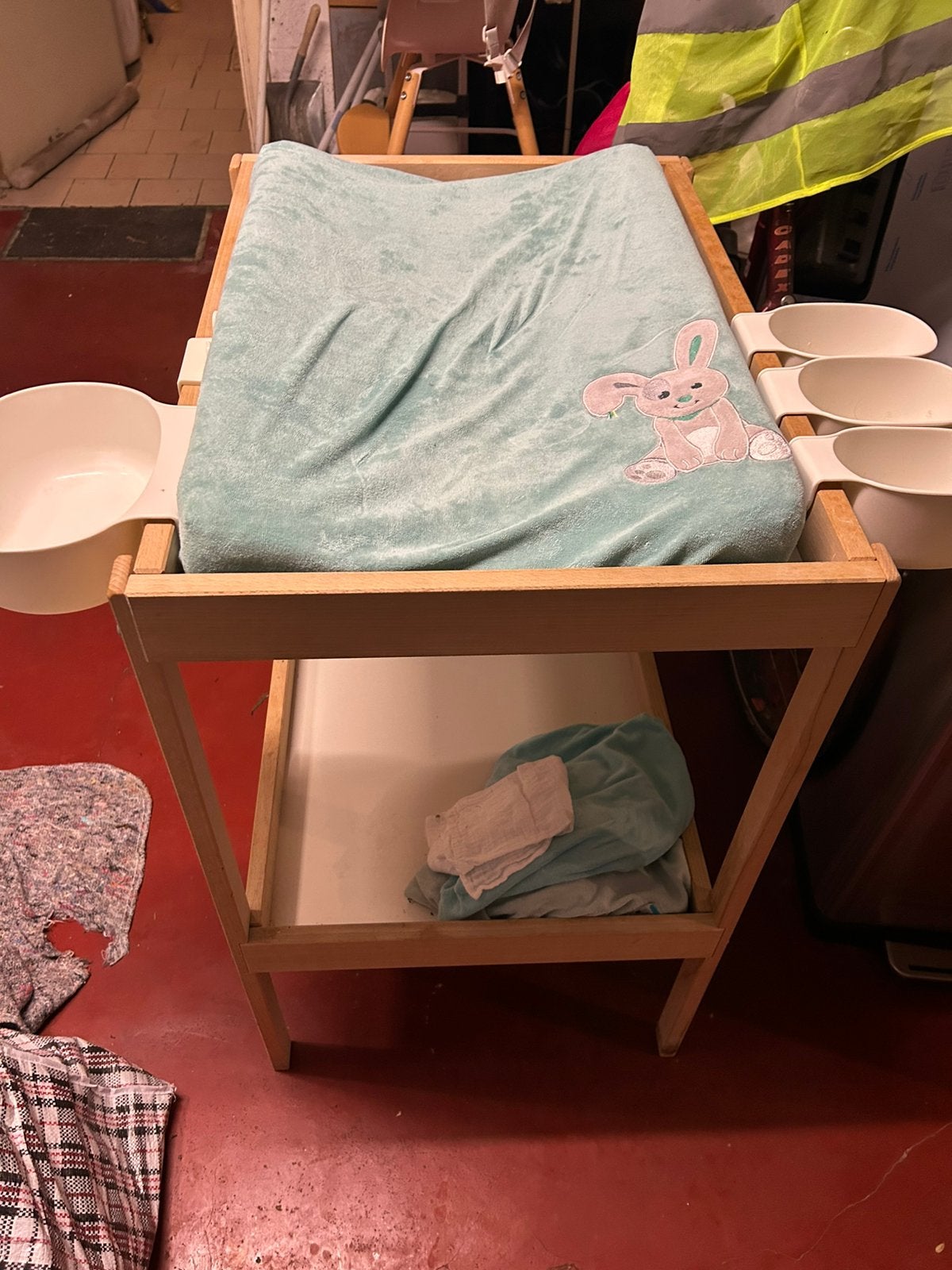 Table a langer ikea, Enfants & Bébés, Enlèvement ou Envoi, Comme neuf, Table