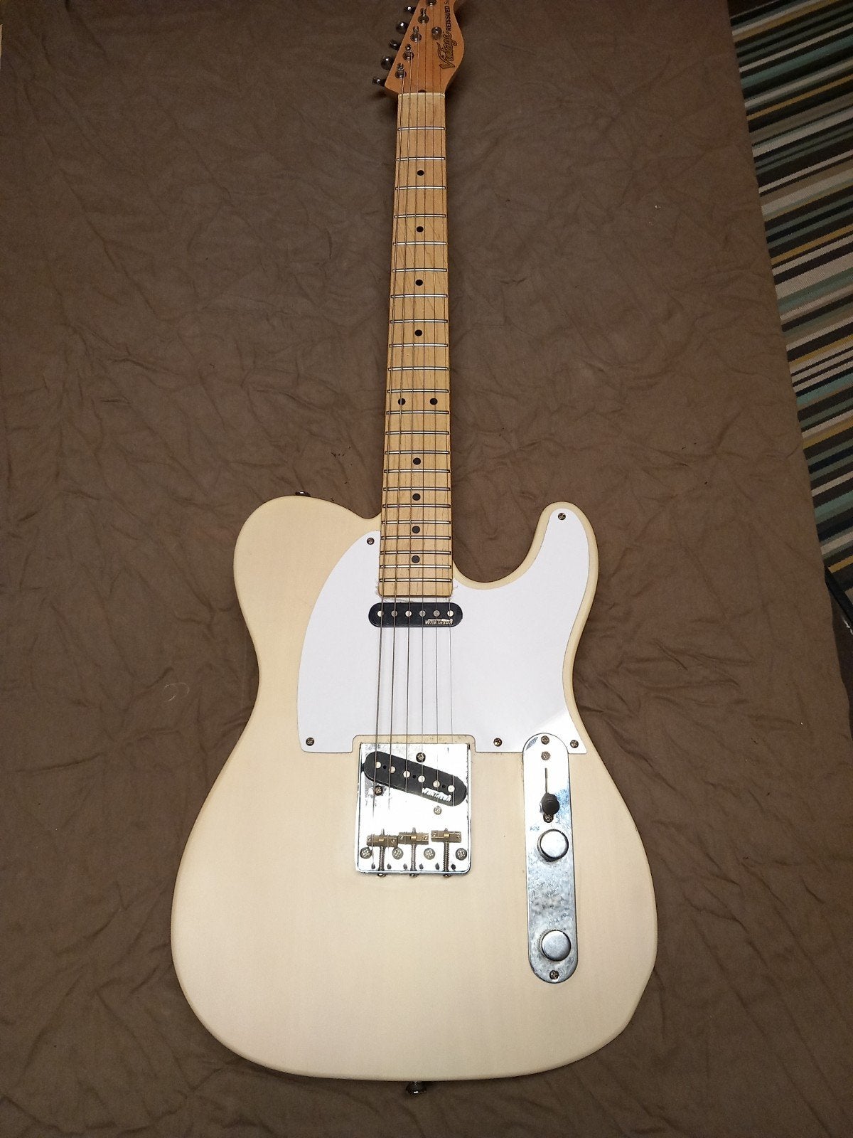 Vintage V58 Jerry Donahue Reissued, Muziek en Instrumenten, Snaarinstrumenten | Gitaren | Elektrisch, Ophalen