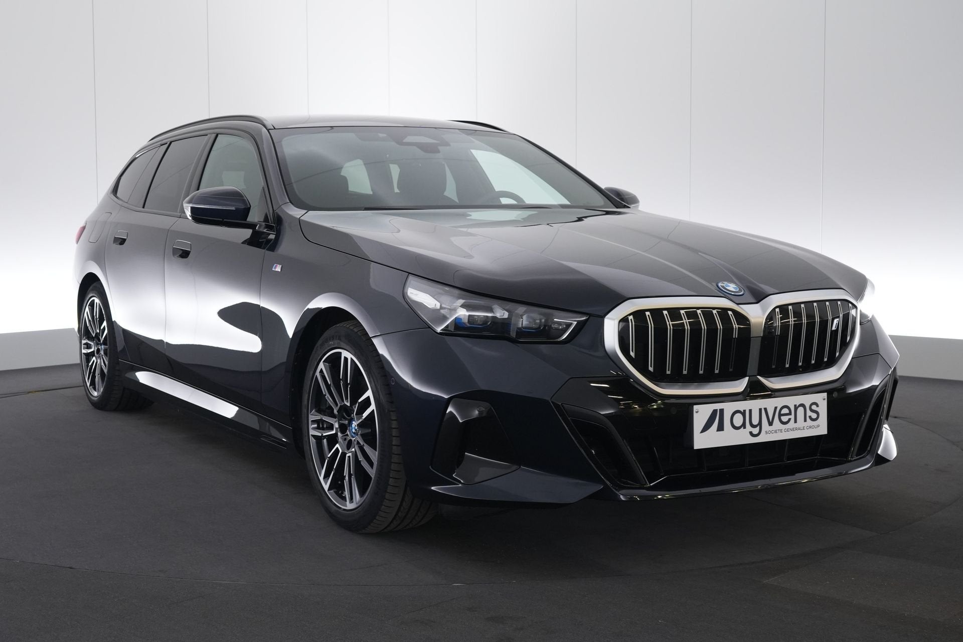 (2FST531) BMW I5 TOURING, Autos, 81 kWh, Achat, Alarme, Entreprise
