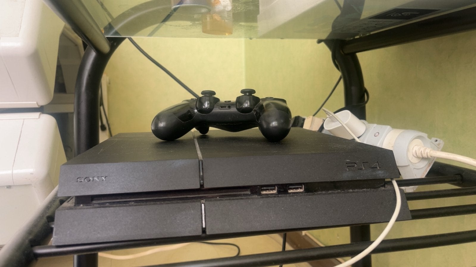Playstation 4 avec manette, 500 GB, Avec 1 manette, Comme neuf, Enlèvement