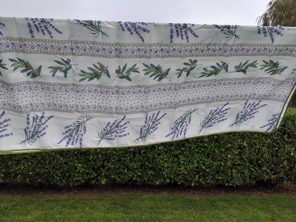 Nouvelle nappe gaie, colorée, style ensoleillé +6 serviettes, Maison & Meubles, Enlèvement ou Envoi, Neuf, Rectangle, Intérieur