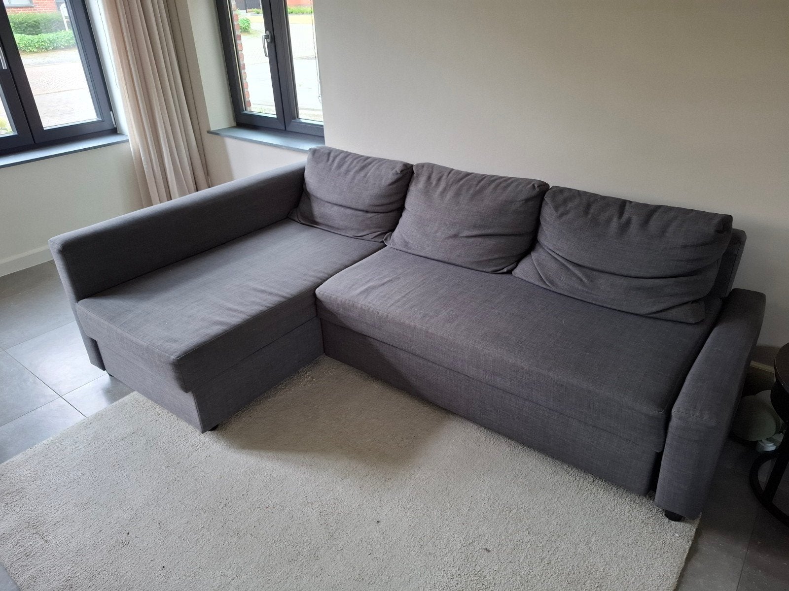 Compacte zetel met bergruimte, Ophalen