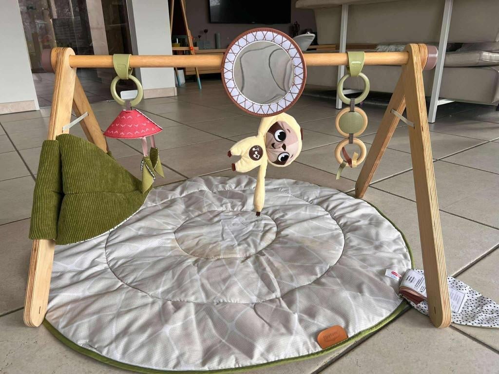 Tiny Love houten speelboog – zeer mooie staat, Ophalen, Zo goed als nieuw, Babygym, Met geluid