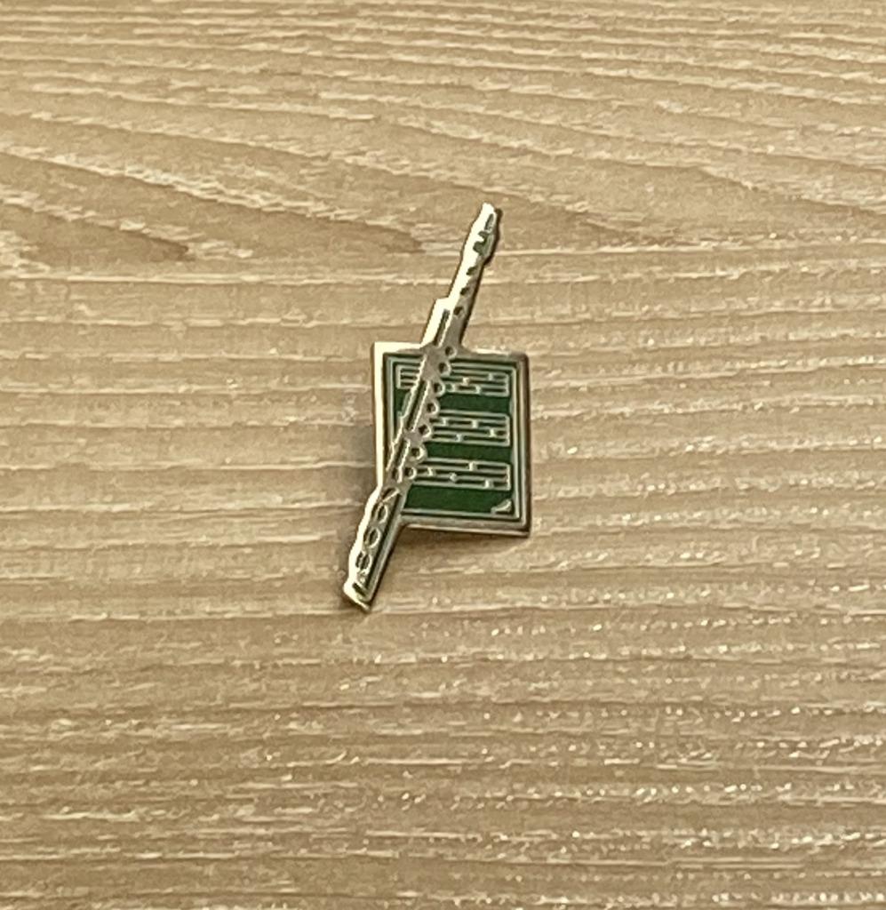 PIN - DWARSFLUIT - FLUIT - FLUTE, Verzenden, Gebruikt, Overige onderwerpen, Speldje of Pin
