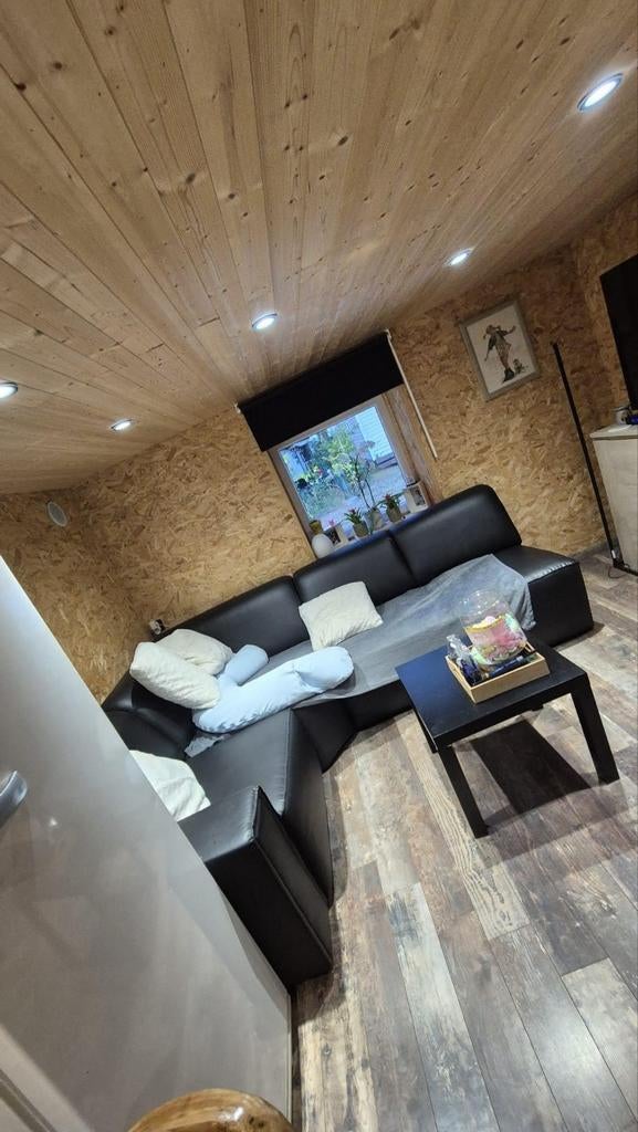 Staancaravan vaste staanplaats camping EuroParcs Zutendaal