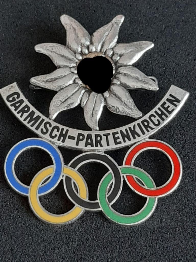 Officiële insigne van de Olympische Spelen van 1936 in Garmi, Ophalen of Verzenden