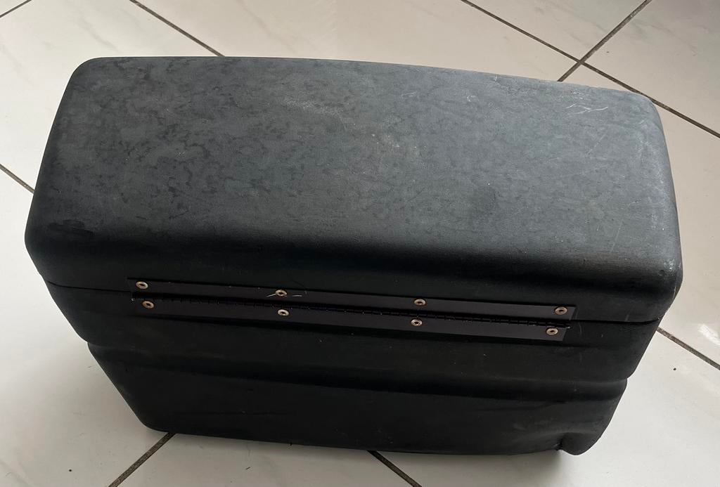 Etui Harley Davidson FXRP droit, Envoi, Utilisé