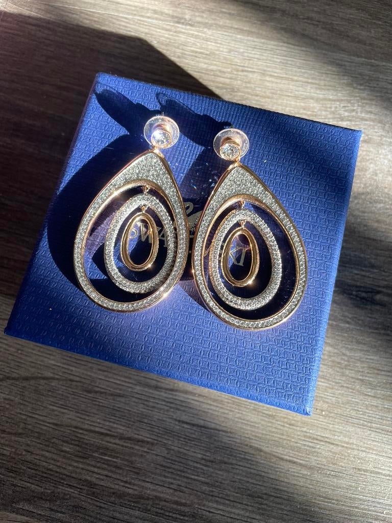 Druppelvormige oorbellen van swarovski, Enlèvement ou Envoi, Comme neuf