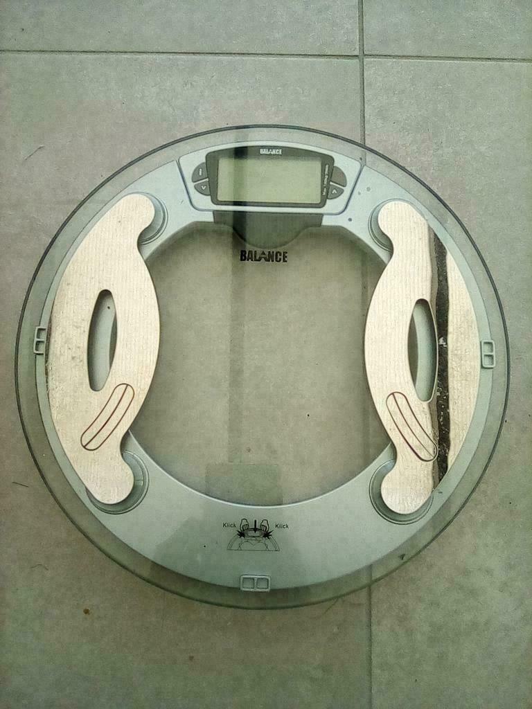 Pèse-personne numérique, 100 kg ou plus, Enlèvement ou Envoi, Plus fin que 1 gramme, Pèse-personne