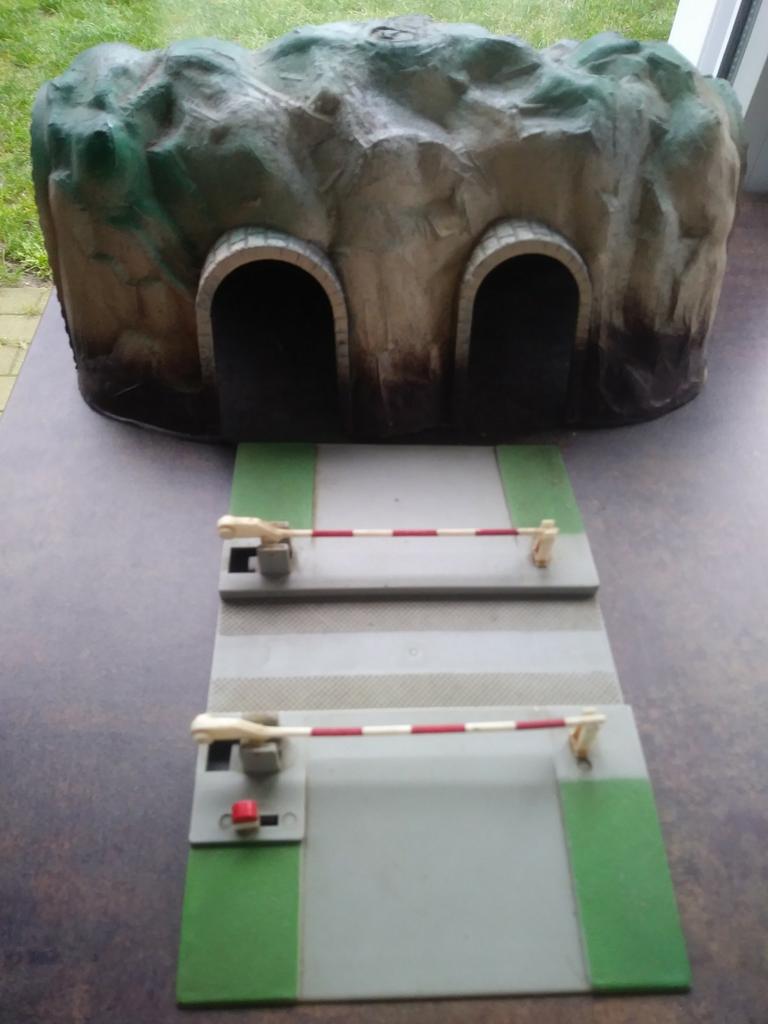 Jouef Tunnel en overweg, Ophalen of Verzenden, Zo goed als nieuw, Jouef