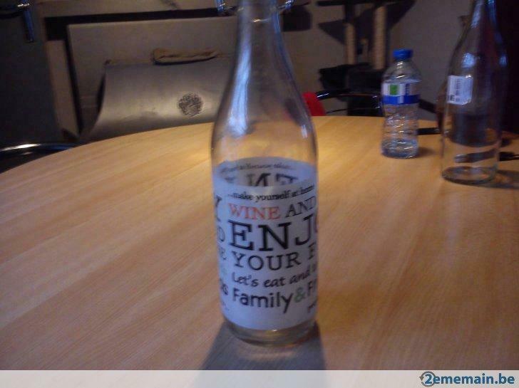 bouteilles en verre décorée, Neuf