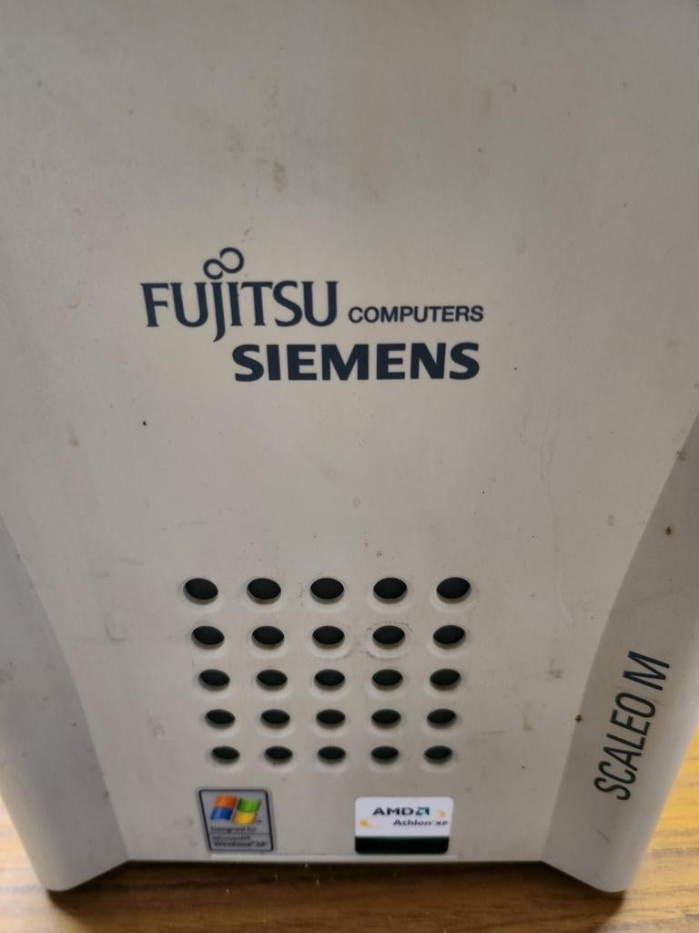 Vintage computer fujitsu Siemens, Informatique & Logiciels, Enlèvement