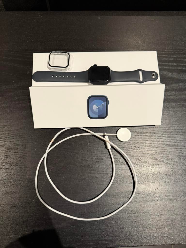 Apple watch 9, Handtassen en Accessoires, Smartwatches, Zwart, IOS, Ophalen of Verzenden, Zo goed als nieuw