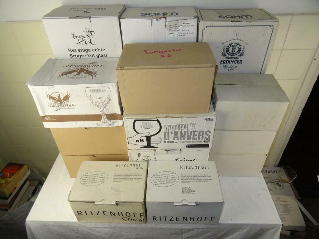Collection de verres à bière  20 boîtes Egalement par boite, Collections, Marques de bière, Comme neuf, Verre ou Verres, Autres marques