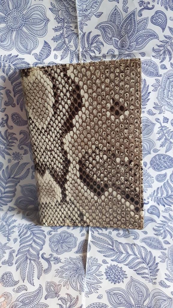 Porte feuille imitation peau beige et noir, Handtassen en Accessoires, Portemonnees, Zo goed als nieuw, Zwart, Ophalen of Verzenden