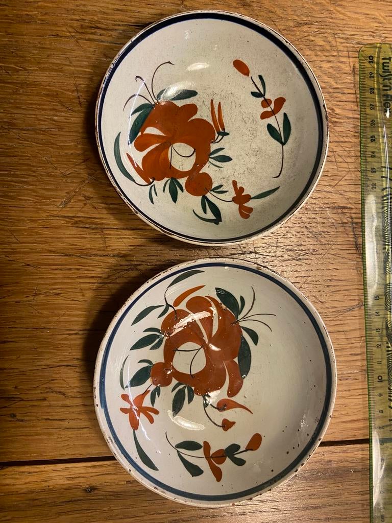 Twee bordjes faience, Andenne ca 1820-1840, Antiek en Kunst, Antiek | Servies los, Ophalen of Verzenden