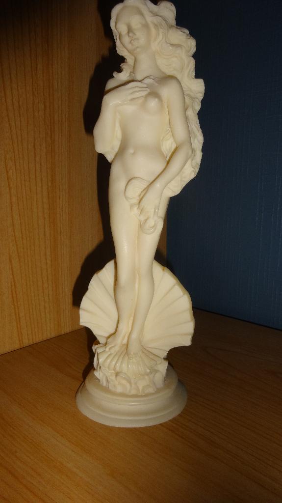 Beeld Aphrodite, Antiek en Kunst, Kunst | Beelden en Houtsnijwerken, Ophalen of Verzenden