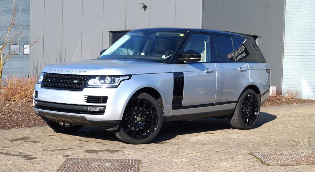 Land Rover Range Rover 3.0 TDV6 Vogue / Pano /360 camera/Ful, Auto's, Automaat, Beige, 2993 cc, Verwarmde buitenspiegels