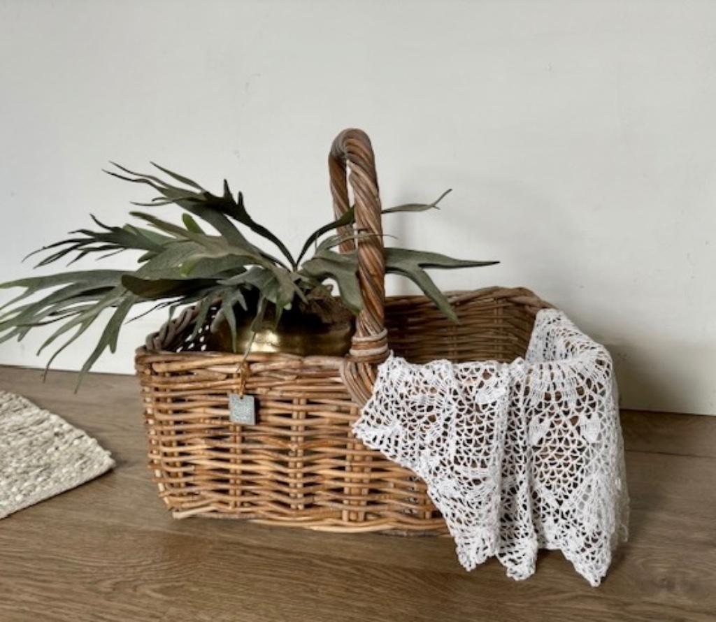 Panier en rotin « 1915 » avec poignée, comme neuf, Enlèvement ou Envoi, Osier, Comme neuf, Panier