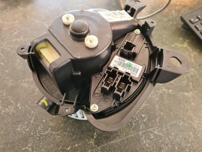 Moteur de ventilation chauffage d'un Opel Corsa, Enlèvement ou Envoi, 3 mois de garantie, Utilisé, Opel