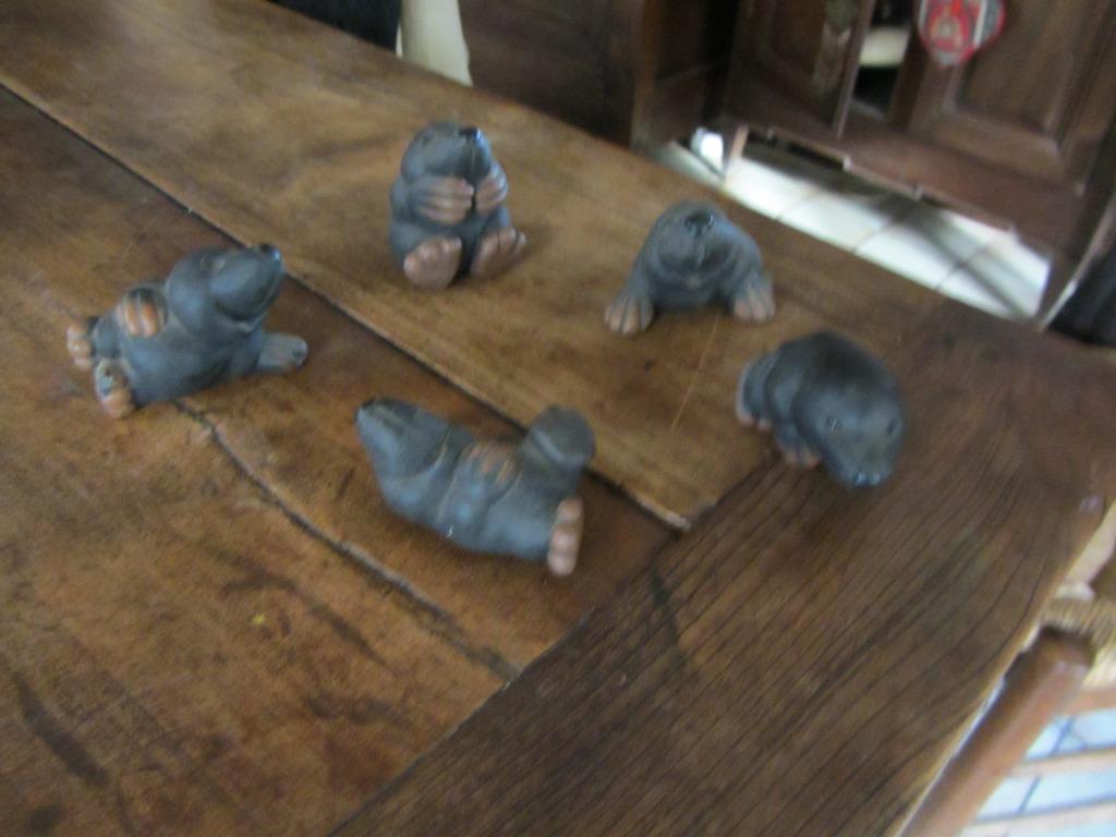5 petites taupes neuves – statue, Enlèvement ou Envoi