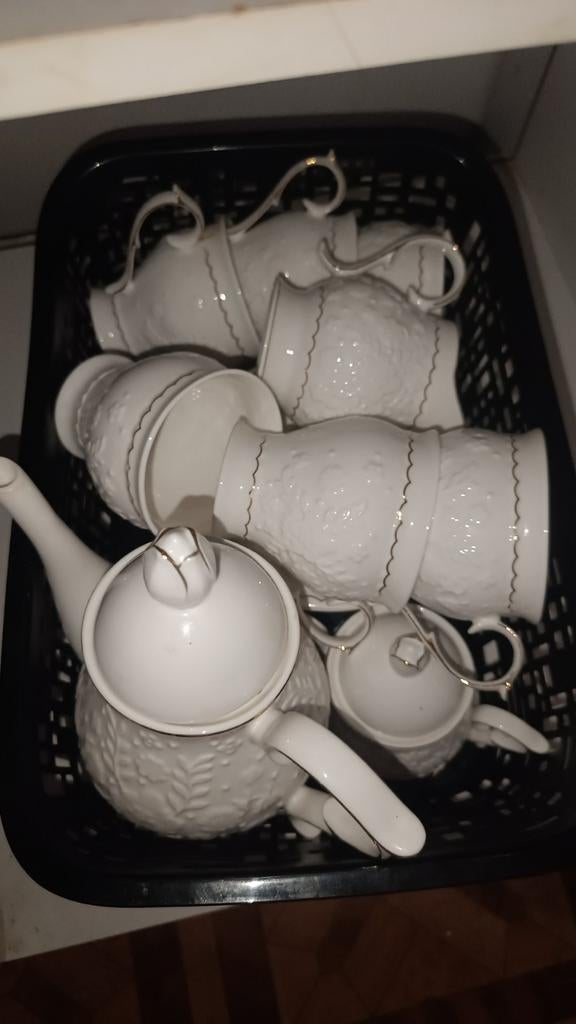 Emsenble pour café, Enlèvement