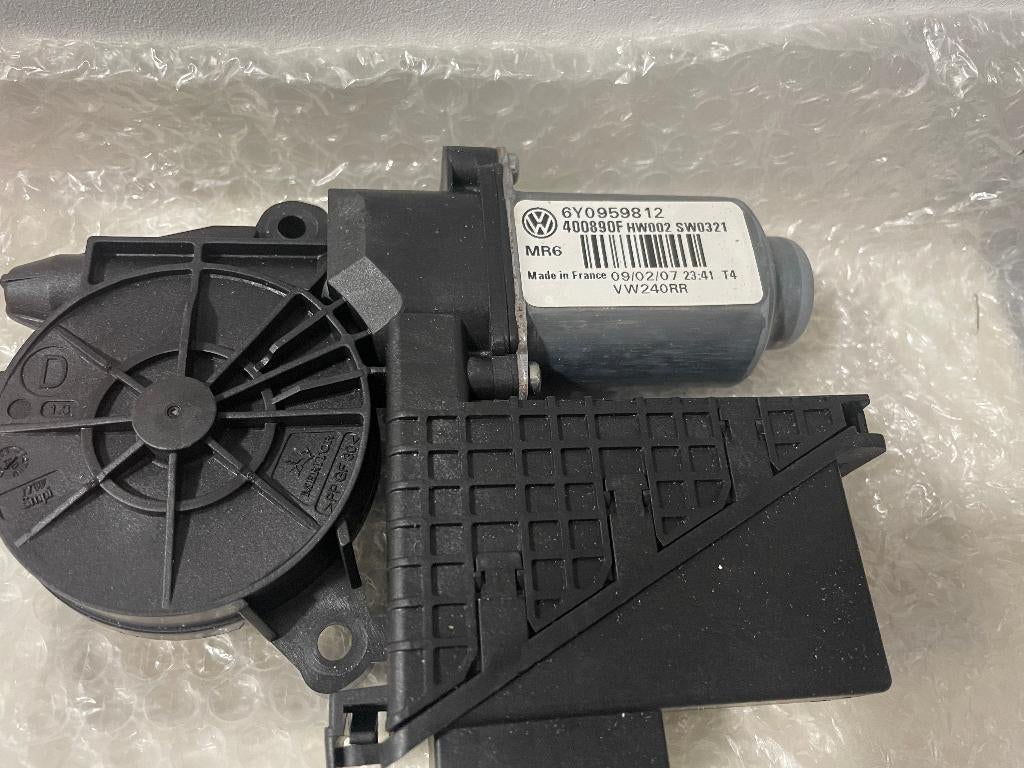 raammotor polo 9n 6y0959812 ruitenmotor, Ophalen of Verzenden, Nieuw, Volkswagen