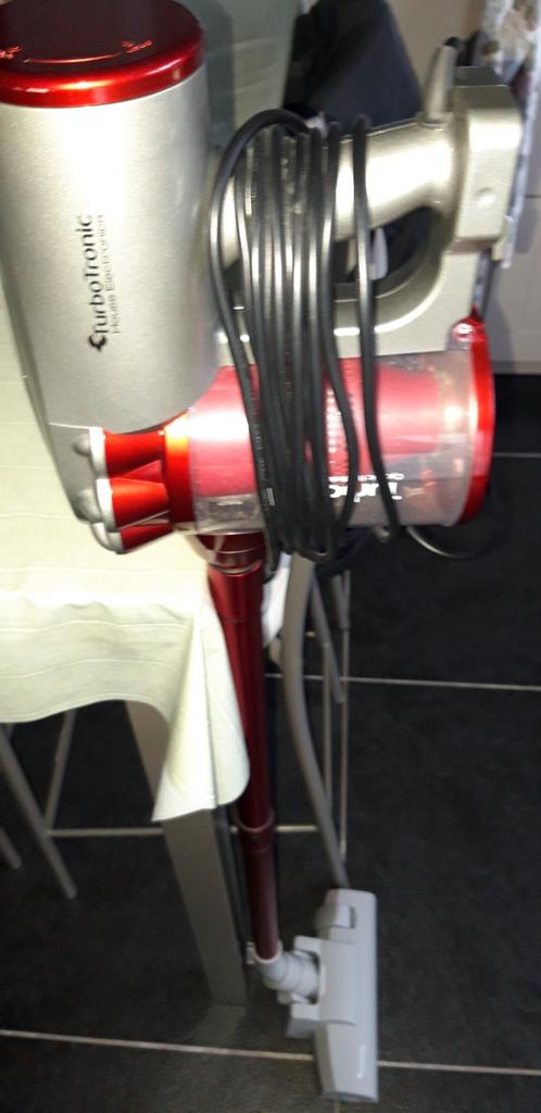 Steelstofzuiger elektrisch, Enlèvement, Neuf, Réservoir, Moins de 1 200 watts