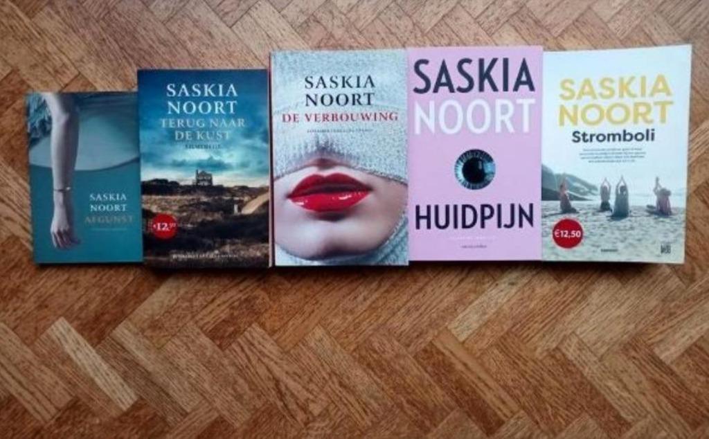 5 boeken Saskia Noort, Enlèvement ou Envoi, Utilisé
